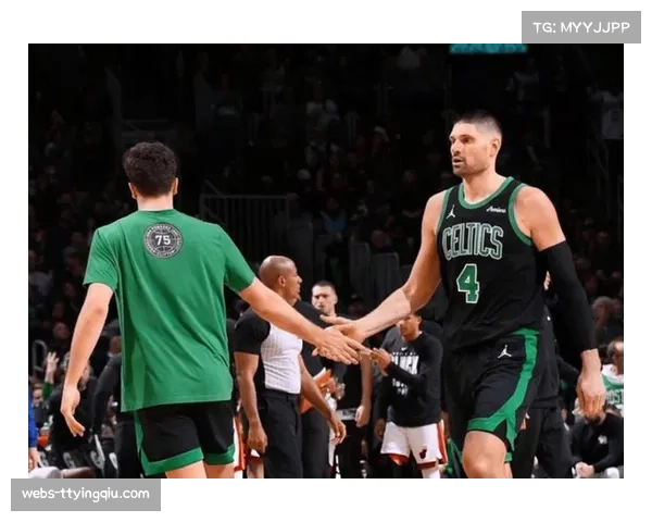 骑士凯尔特人尼克斯已锁定东部季后赛，活塞锁定席位成黑马