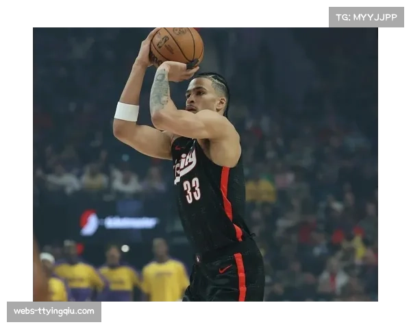 开拓者主场35分大胜奇才 卡马拉23分7篮板引领团队进攻 开拓者主场35分大胜奇才 卡马拉23分7篮板引领团队进攻